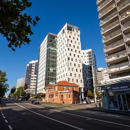 Campus Summer Stays - Wellesley Apartments Auckland Exterior photo